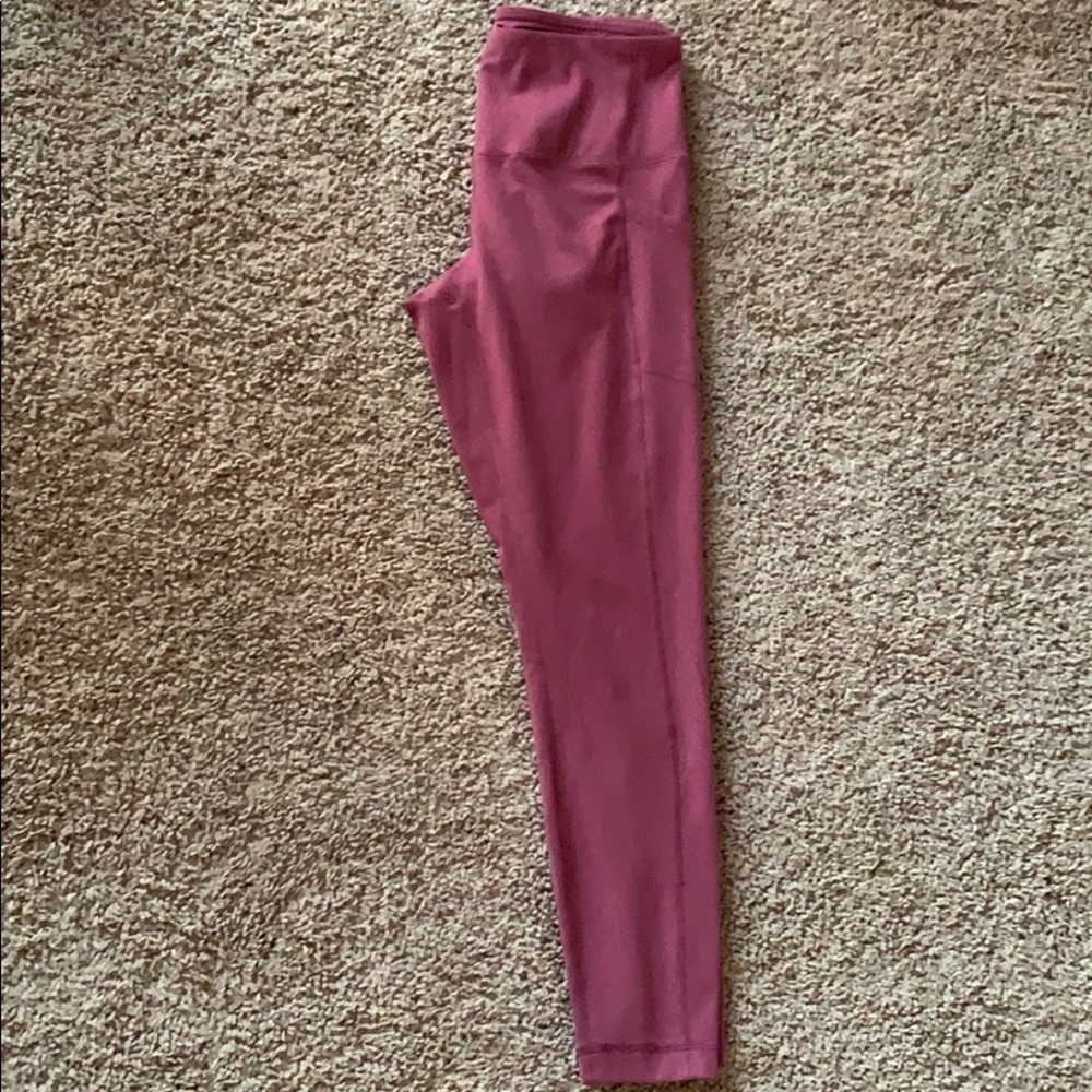 Magenta workout leggings